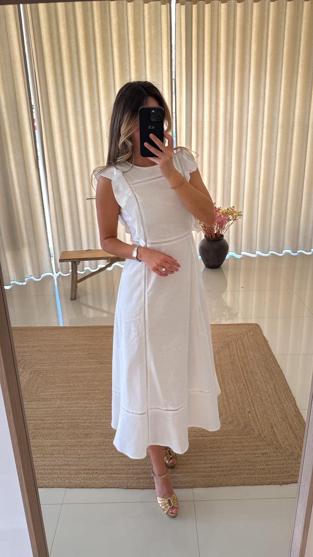 Vestido de linho em branco