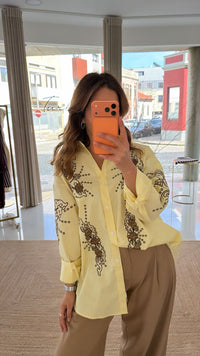 Camisa Bordado e Missangas