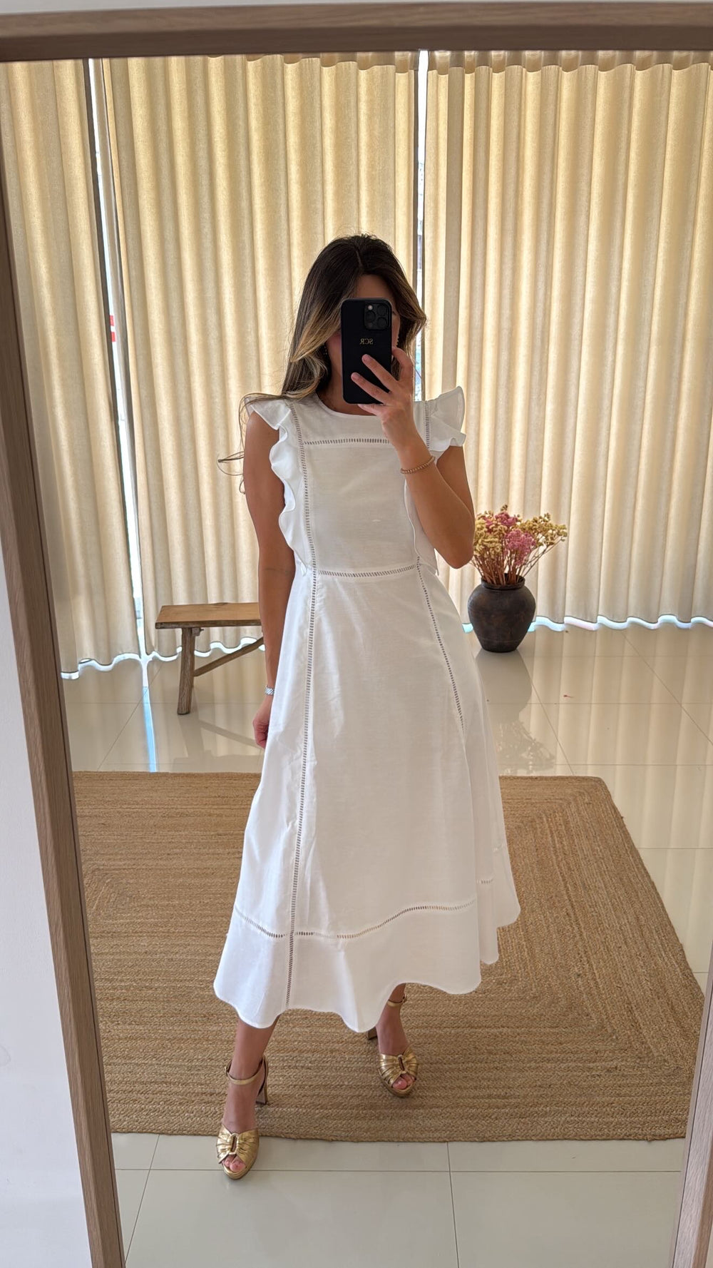 Vestido de linho em branco