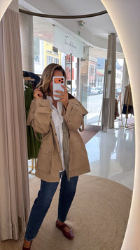 Parka com capuz removível