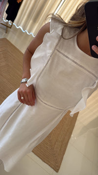 Vestido de linho em branco