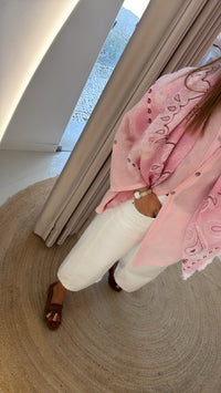 Bermudas brancas