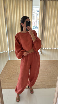 Conjunto blusa e calça bombacha terracotta