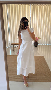Vestido de linho em branco