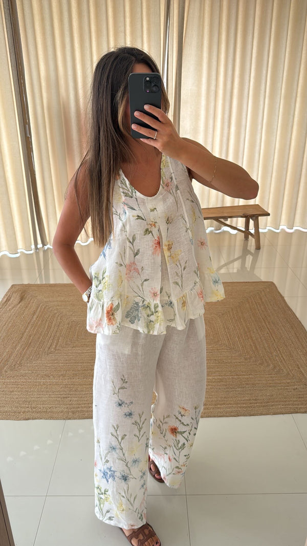 Conjunto de linho florido