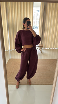 Conjunto blusa e calça bombacha beringela