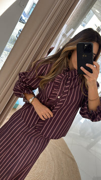 Conjunto camisa e saia