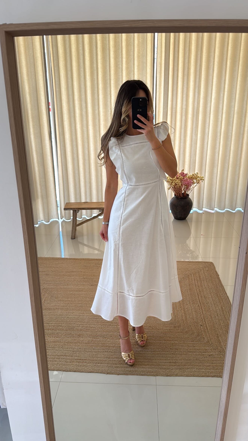 Vestido de linho em branco