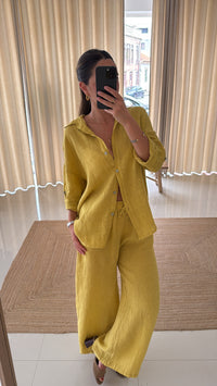 Conjunto de linho mostarda