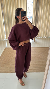 Conjunto blusa e calça bombacha beringela