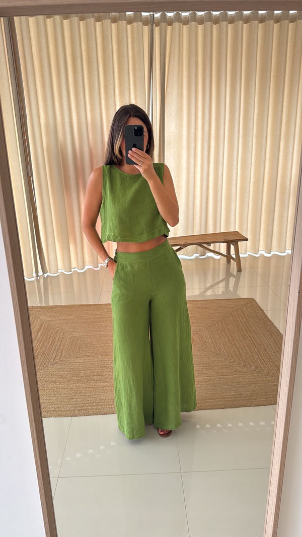 Conjunto de linho verde com calça