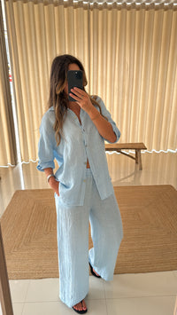 Conjunto de linho azul bebé