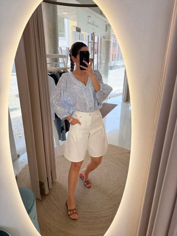 Bermudas ganga brancas