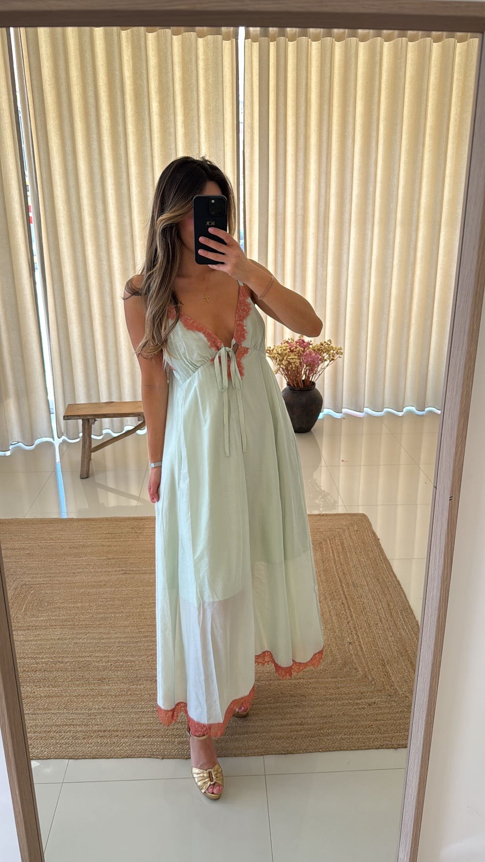 Vestido verde água renda
