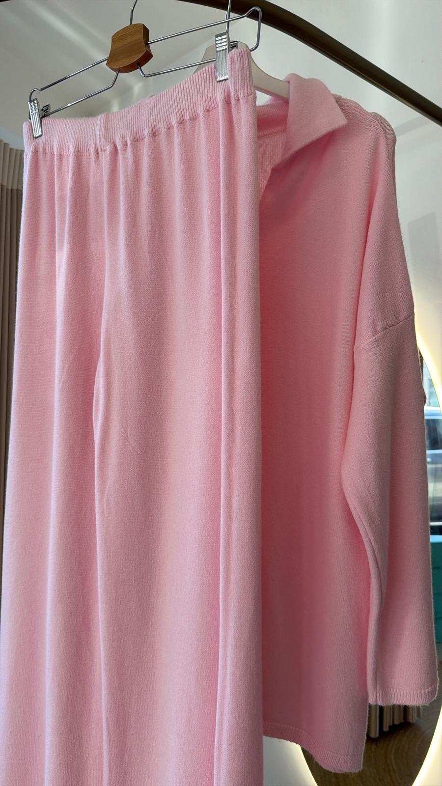 Conjunto de malha rosa