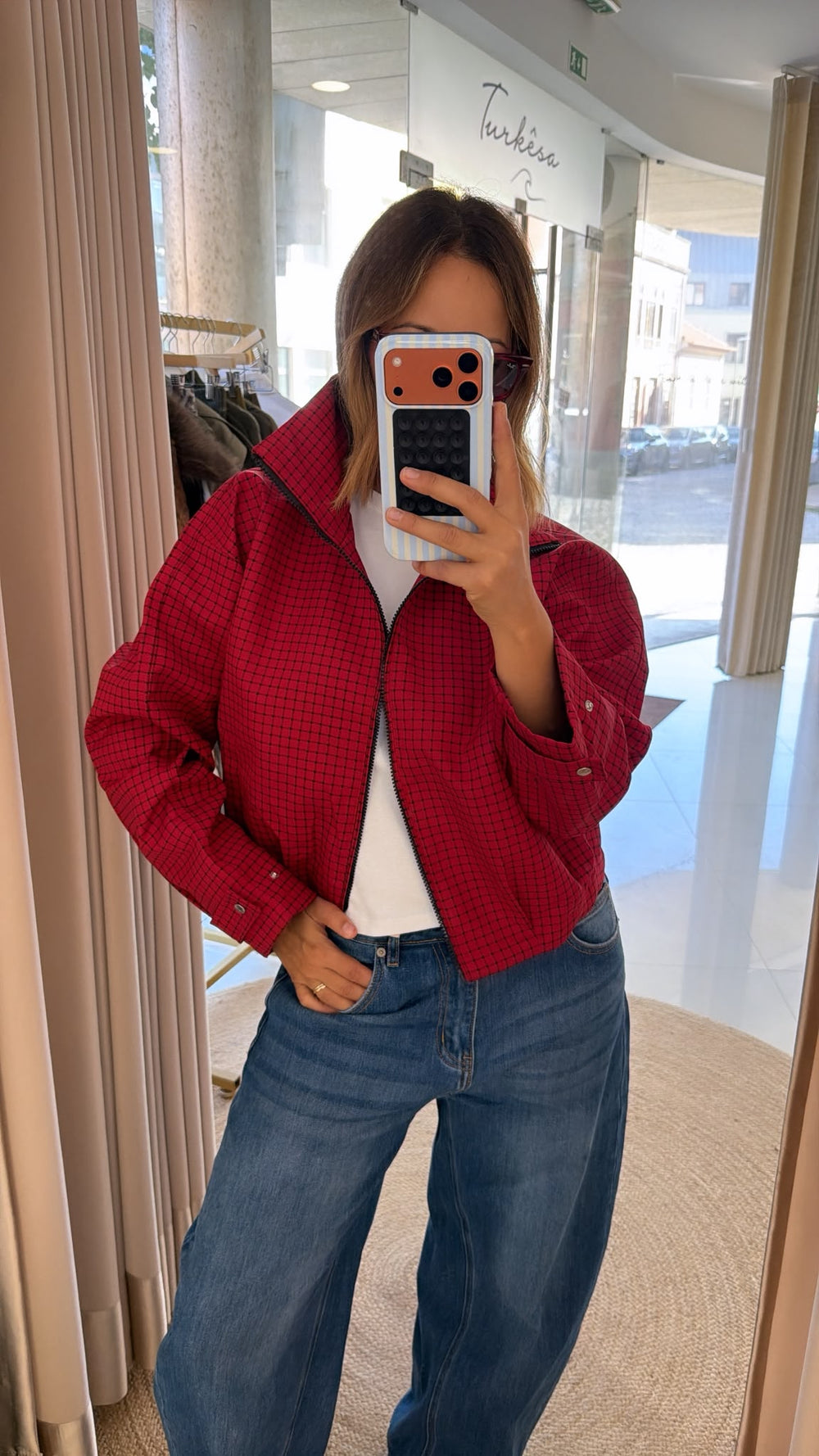 Bomber impermeável vermelho