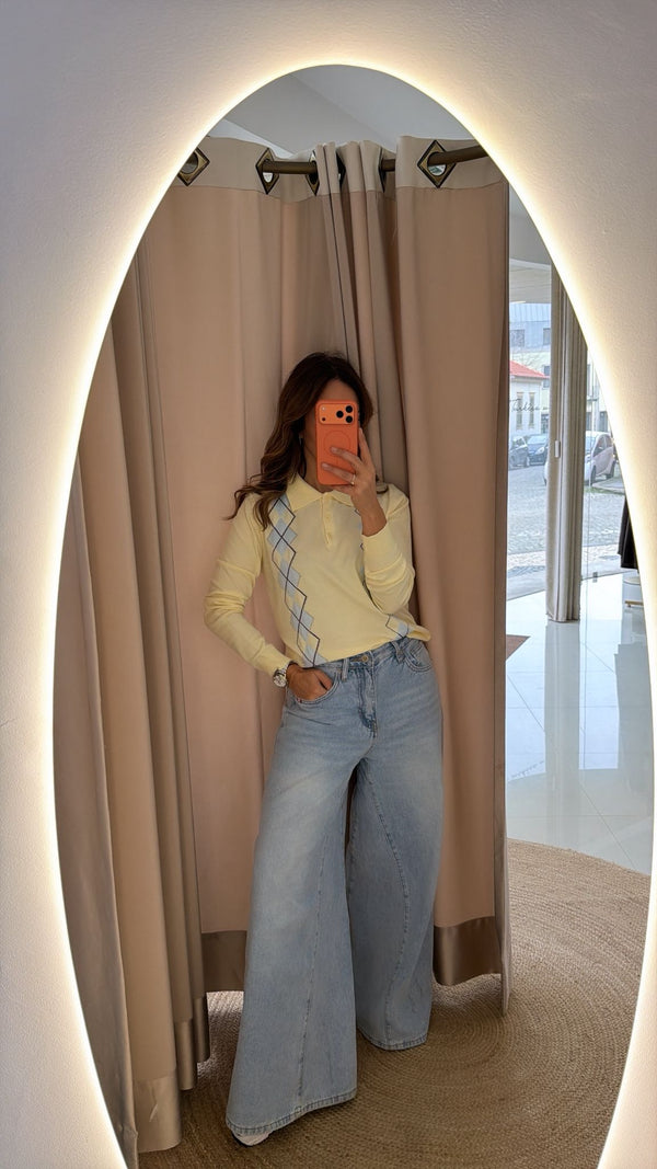 Polo Losangos Amarelo Pastel e Azul